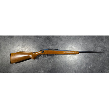 Remington Model 788 243 Win Bolt Action w/Magazine