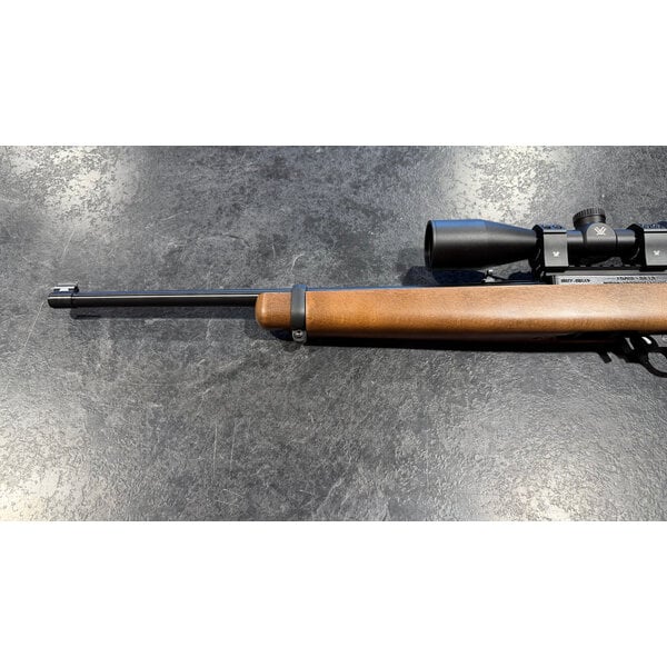 Ruger 10/22 Carbine 22 LR Semi Auto w/Vortex Triumph 3-9 Scope