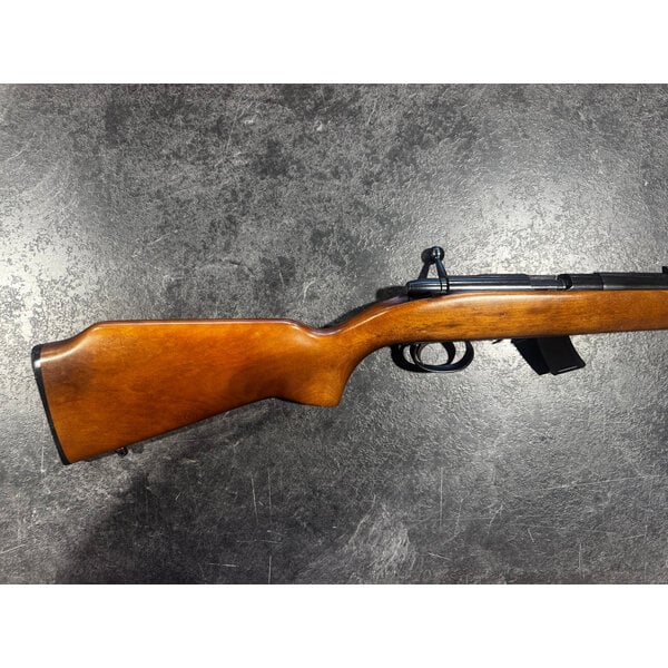 Remington Model 581 Left Hand 22 LR 20" BBL Bolt Action w/Sights & 2 Mags