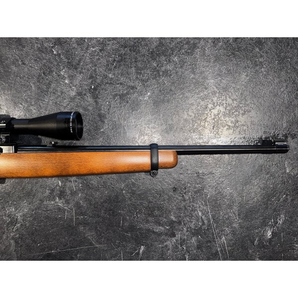 Ruger 10/22 22 LR Semi Auto Combo with Scope & Case
