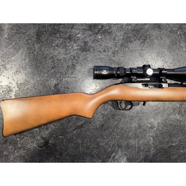 Ruger 10/22 22 LR Semi Auto Combo with Scope & Case