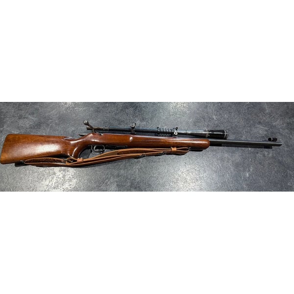 Remington Matchmaster Model 513-T 22 LR Target w/Lyman Superspot Scope