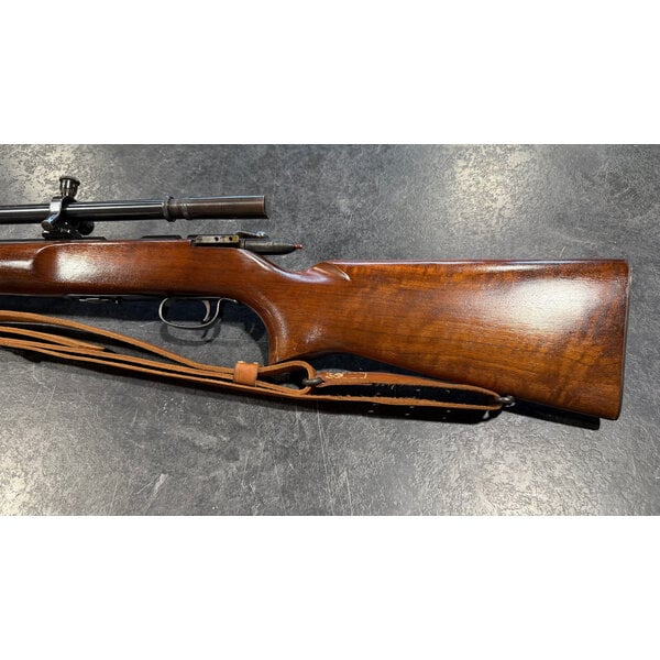 Remington Matchmaster Model 513-T 22 LR Target w/Lyman Superspot Scope