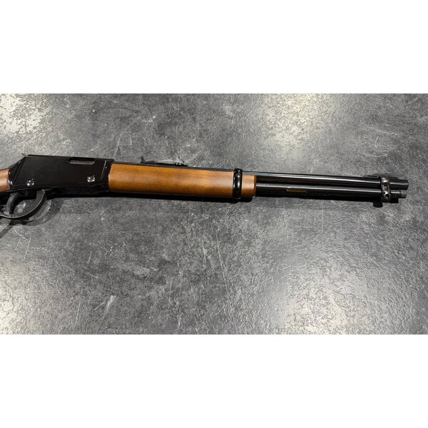 Henry H001 22 LR  Lever Action 16" BBL w/Sights
