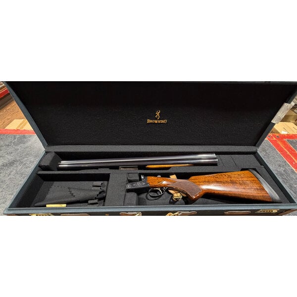 Browning BSS 12ga 26" Side/Side IC/MOD Chokes w/Browning Hard Case