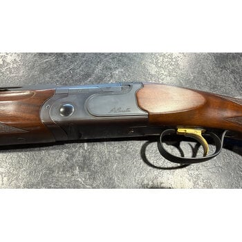 Beretta 682X Trap 12ga 30" Over/Under w/Case & Chokes