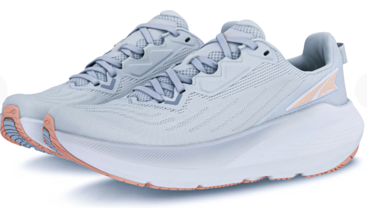 Altra Women’s FWD VIA