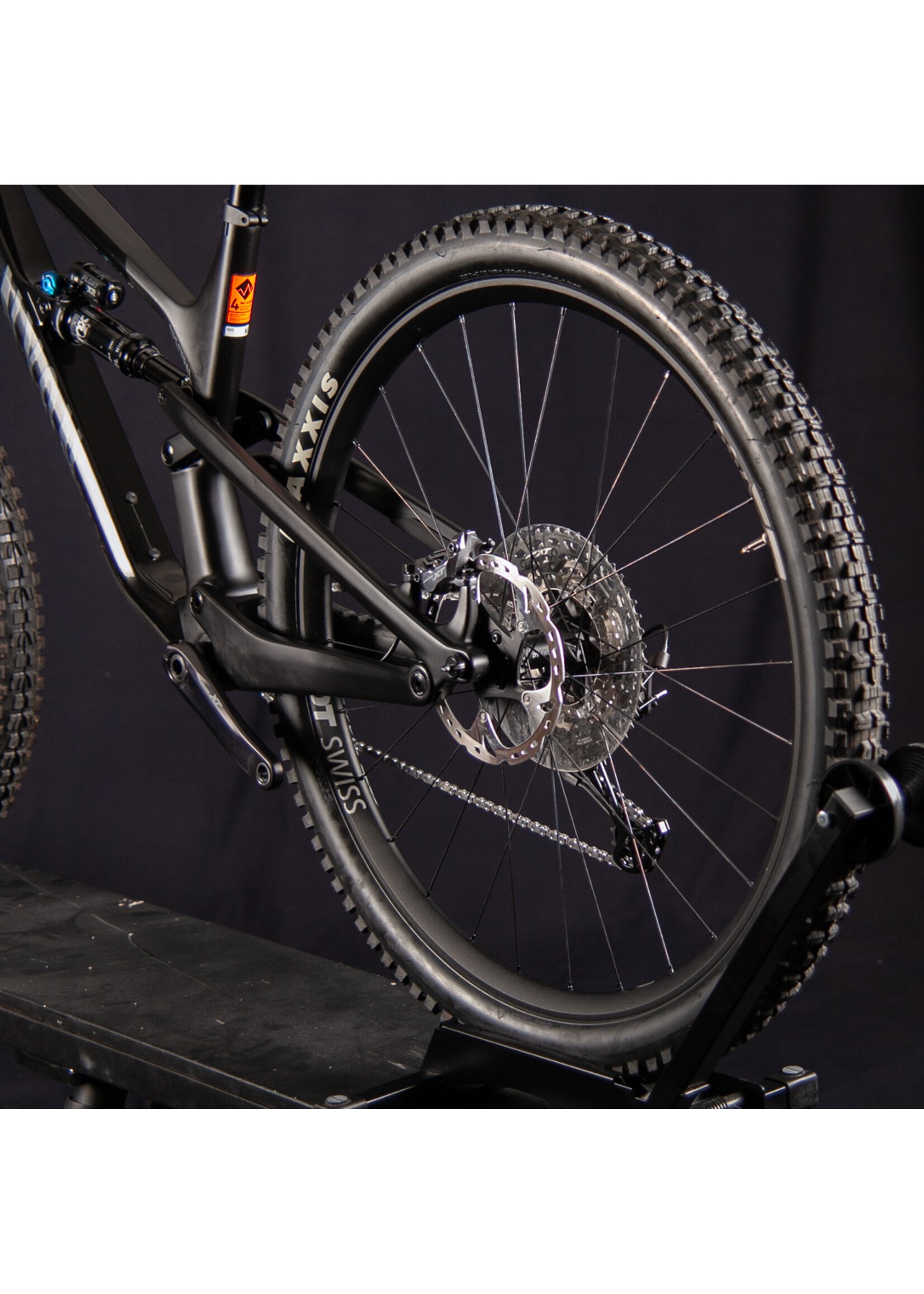 Nice! 2021 Canyon Spectral 29 CF 8 Carbon Mountain Bike, XT, Fox! Size Medium