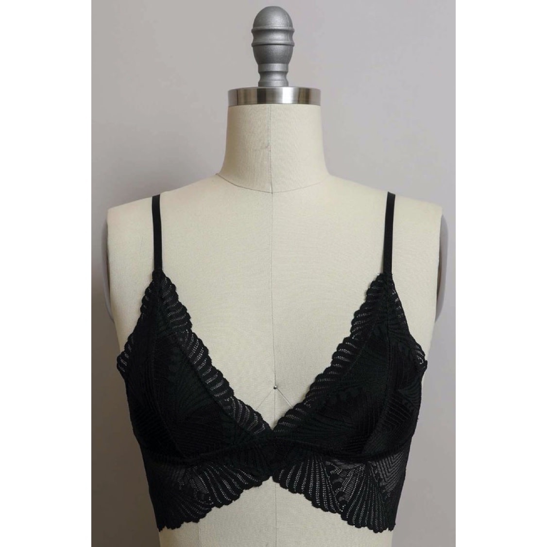 Butterfly Scallop Lace Bralette - Ivory - FINAL SALE