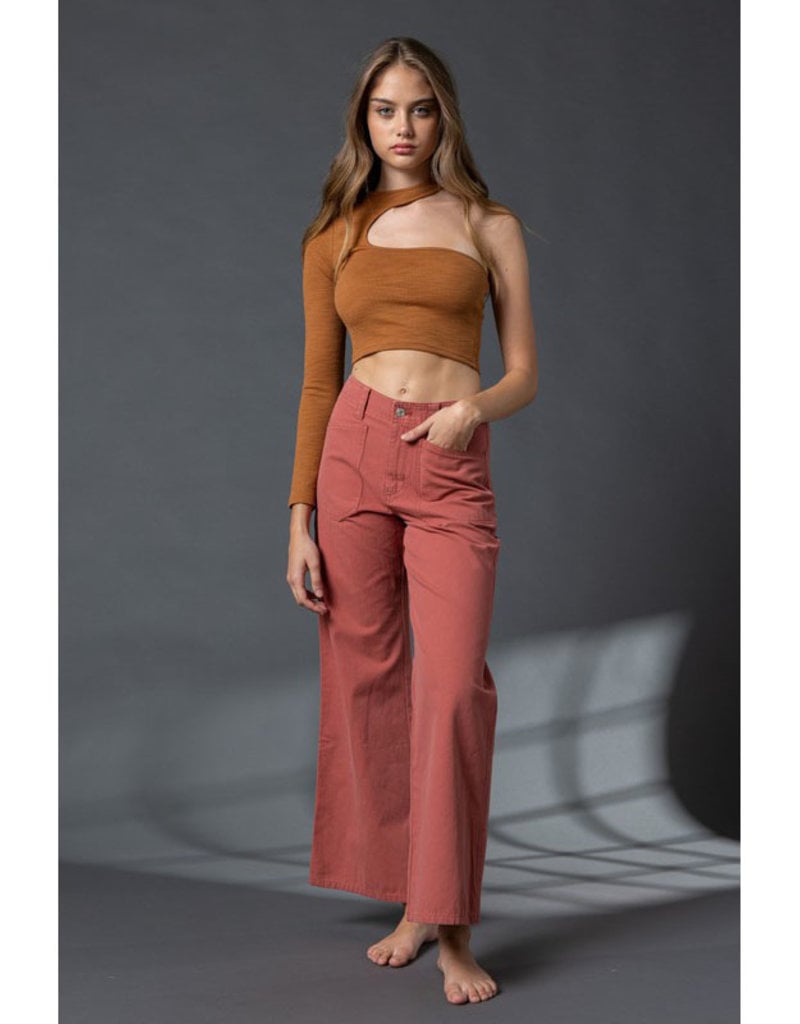 Wide Legged Pants 