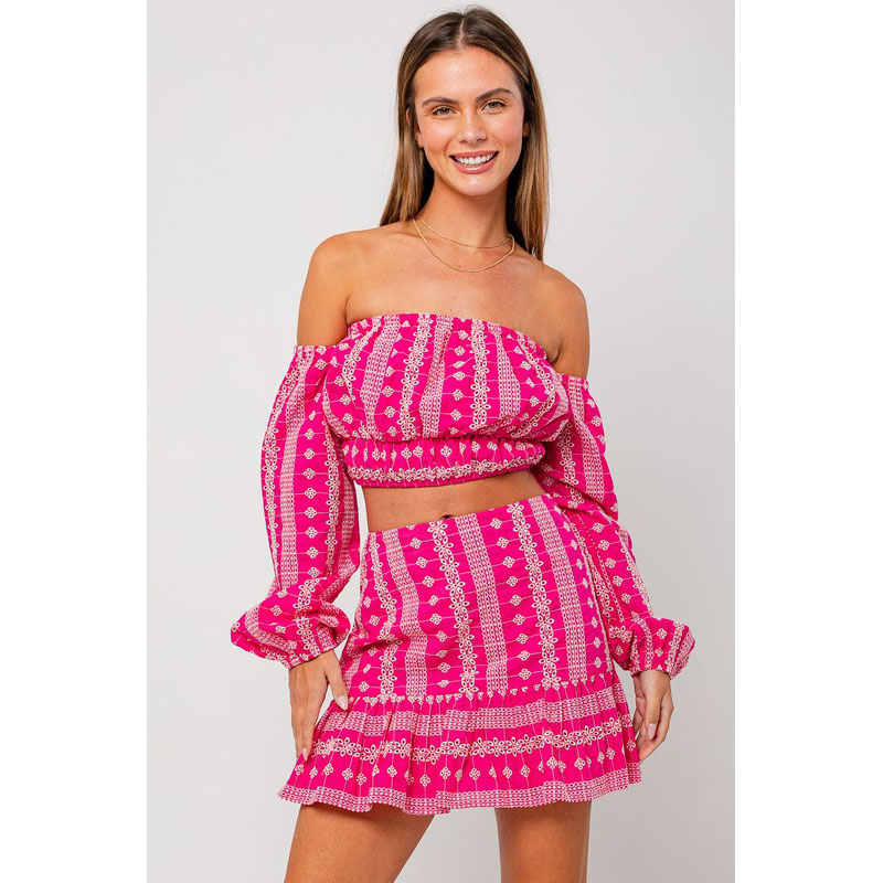 le-lis-fuchsia-embroidered-off