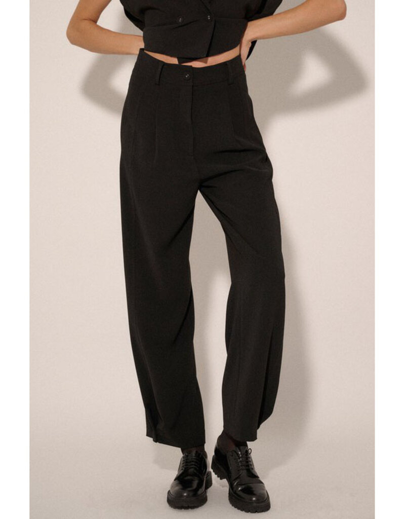 Promesa Black Pleated Button Cuffed Pants