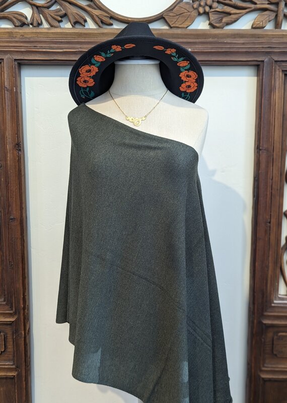Kerisma Eden Poncho Olive