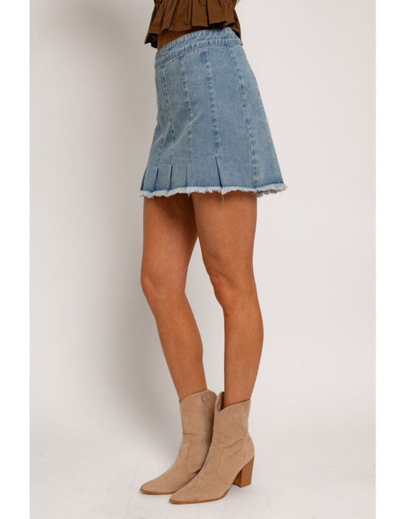 Le Lis Pleated Denim Mini Skirt