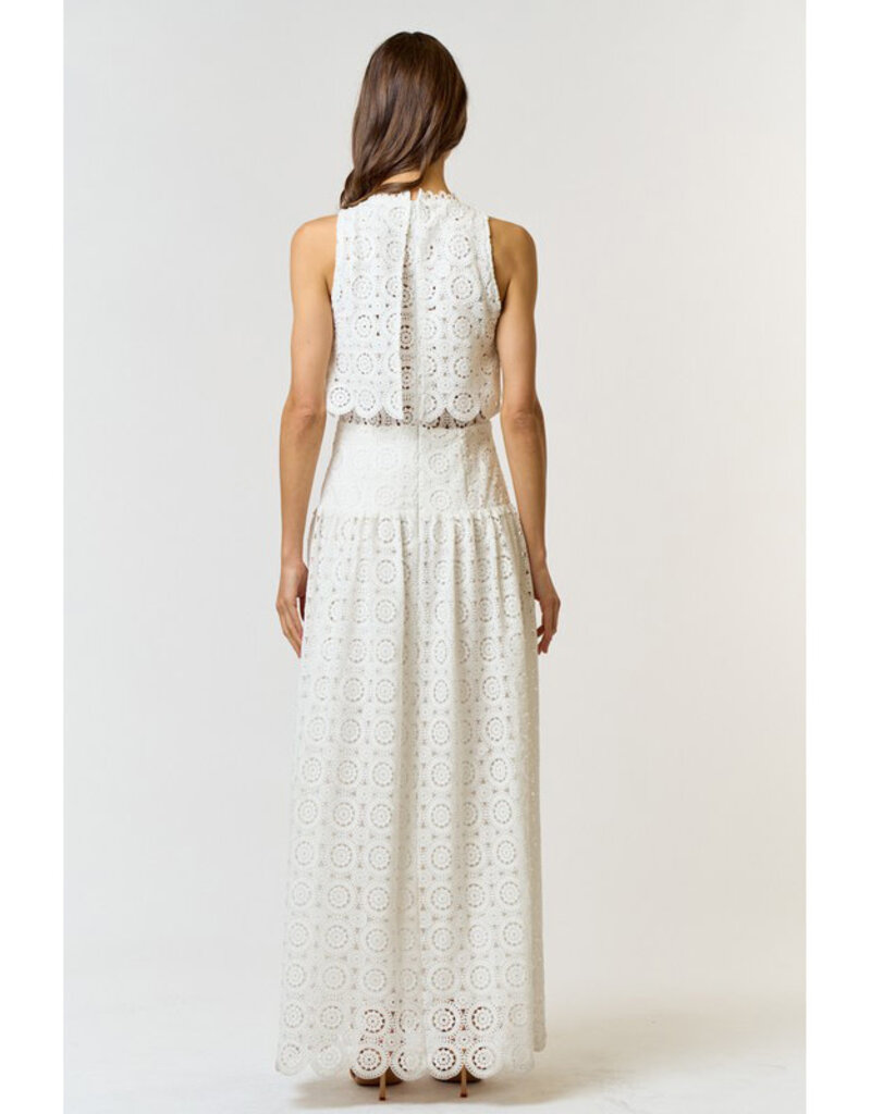 lalavon Scallop Lace Maxi Dress