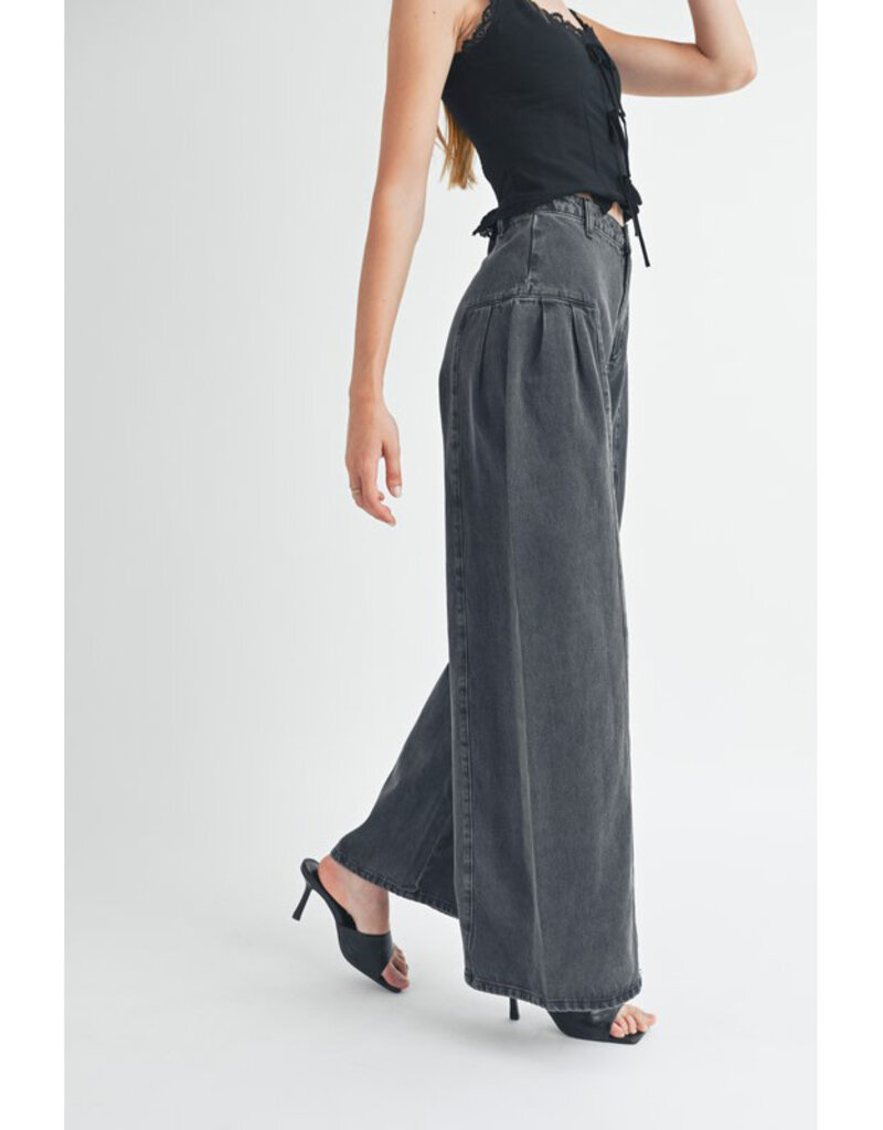 Mable Pleated Wide Leg Jeans