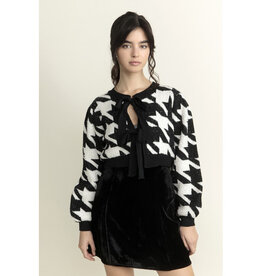 Storia Houndstooth Knit Cardigan