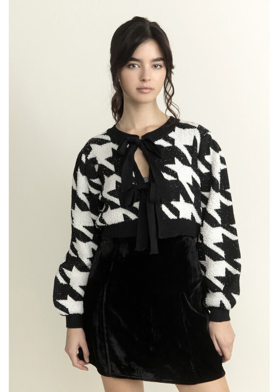 Storia Houndstooth Knit Cardigan