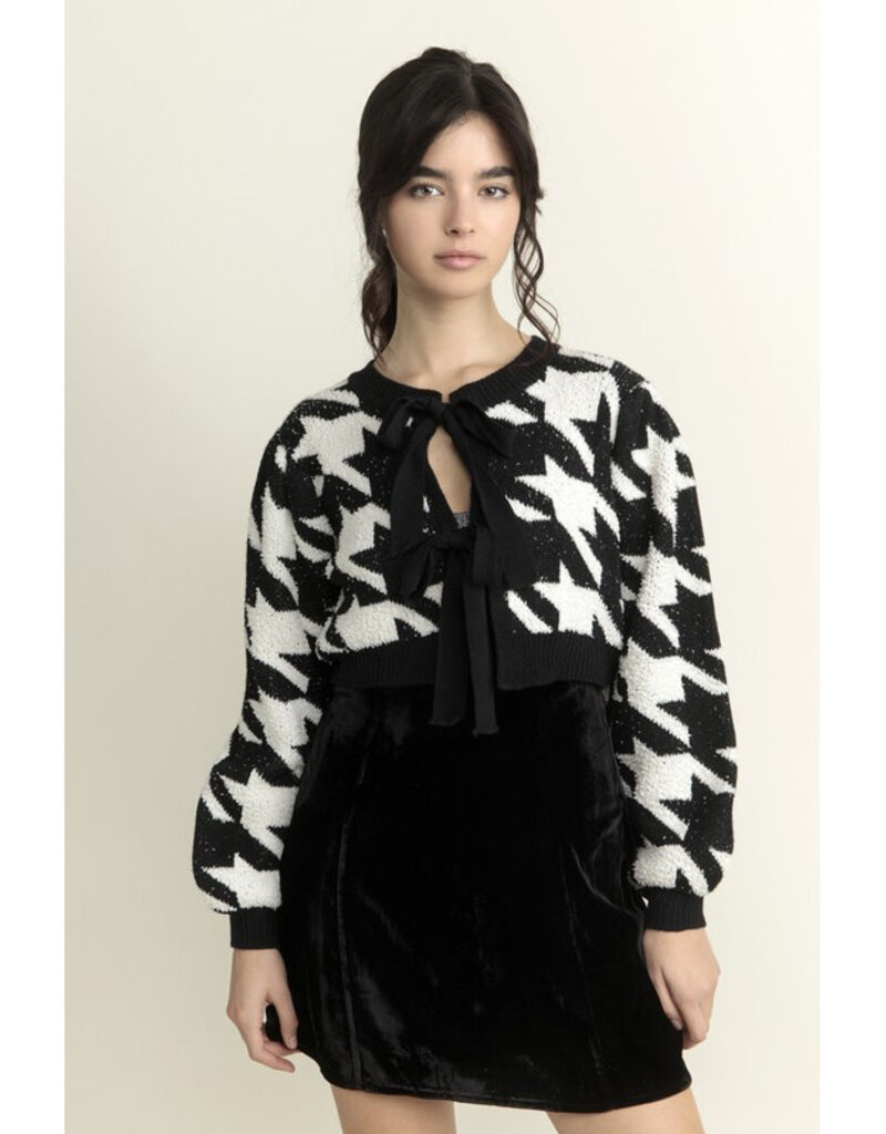 Storia Houndstooth Knit Cardigan