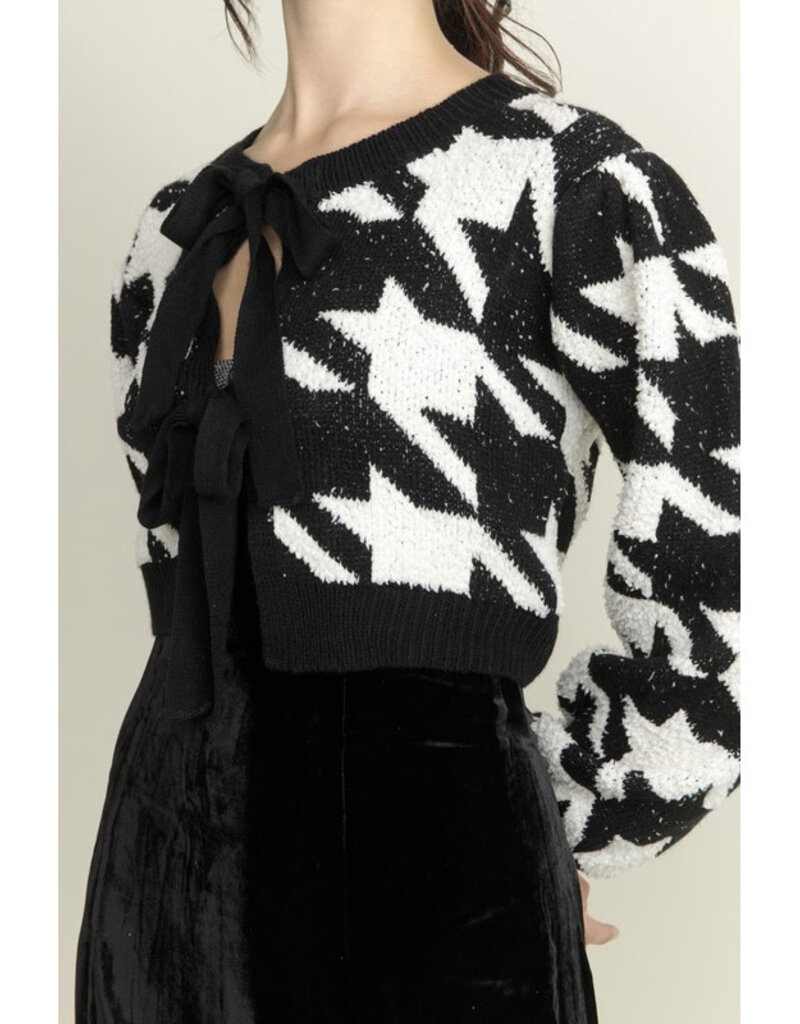 Storia Houndstooth Knit Cardigan