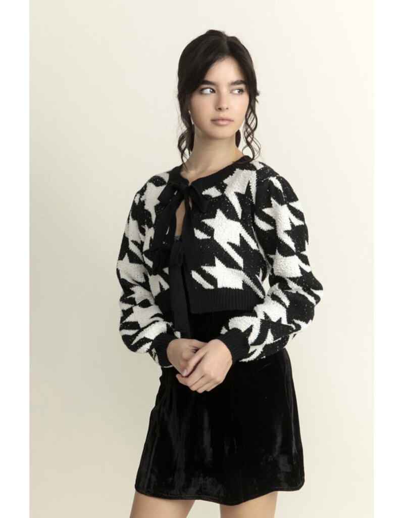 Storia Houndstooth Knit Cardigan