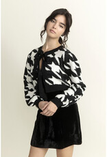 Storia Houndstooth Knit Cardigan