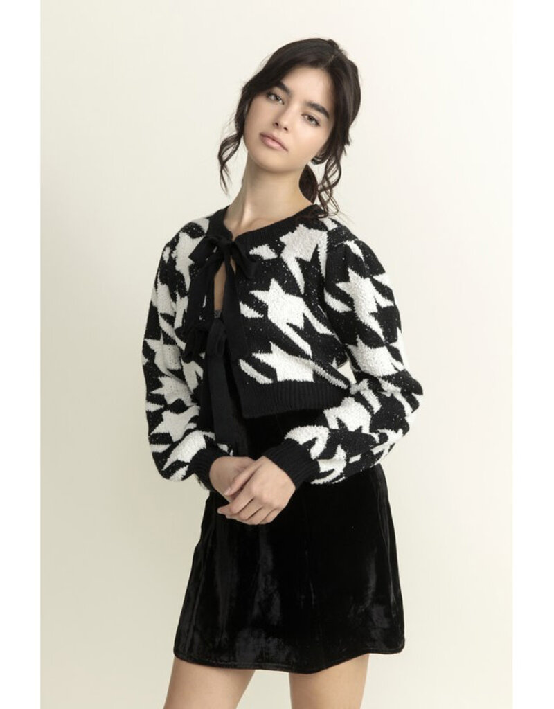 Storia Houndstooth Knit Cardigan