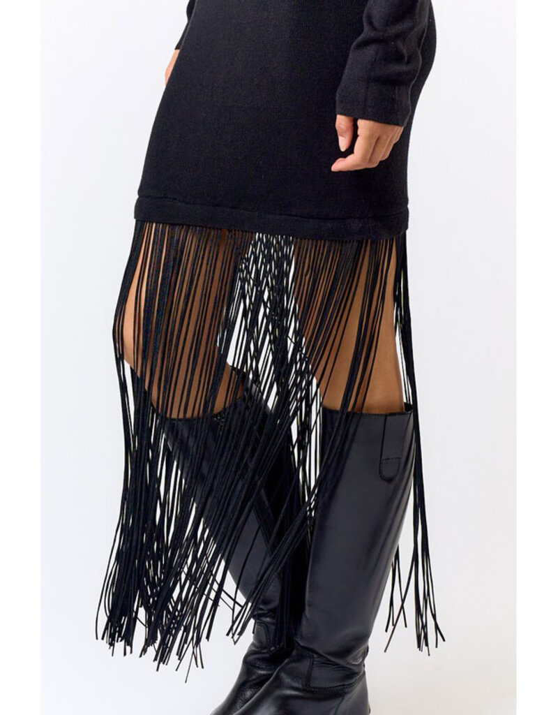 lalavon Knit Off Shoulder Dress w/Fringe