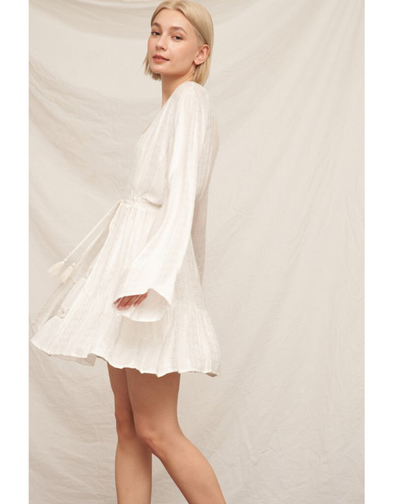 En Creme Bell Sleeve Kimono w/Silver Lurex Pinstripe