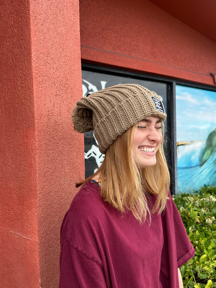 WHALEBONE LOGO EMBROIDERED FLAG POM BEANIE