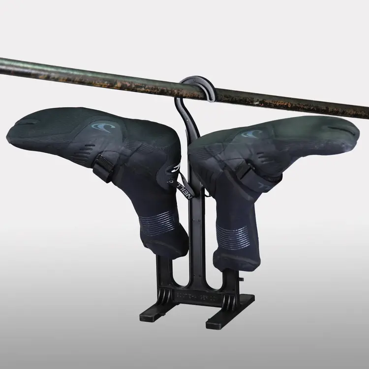 WETSUIT BOOTIE HANGER