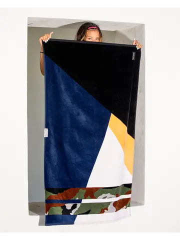 LEUS Beach ECO Towel