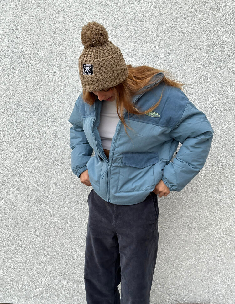 WHALEBONE LOGO EMBROIDERED FLAG POM BEANIE