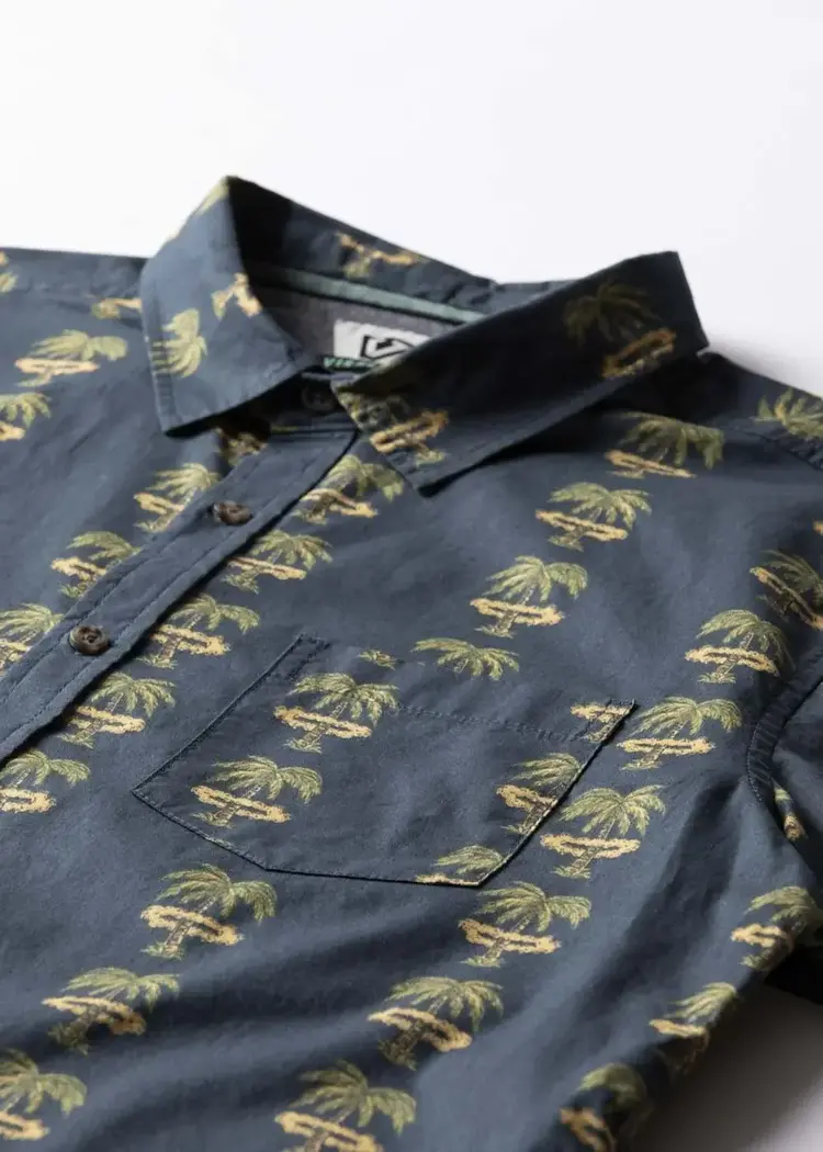 VISSLA ATOMIC PALMS ECO BOYS SHORT SLEEVE SHIRT