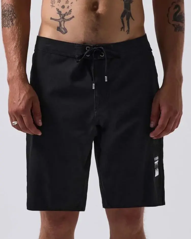 FORMER SYSTEM TRUNK 19" - BLACK