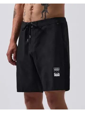 FORMER System Trunk 19" - Black