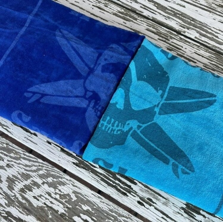 WHALEBONE LOGO LOGO TOWEL (32x64in)