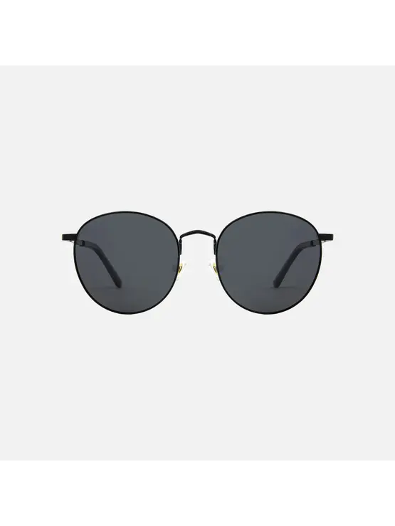 CARVE EYEWEAR Heidi Black Smoke POL Lens