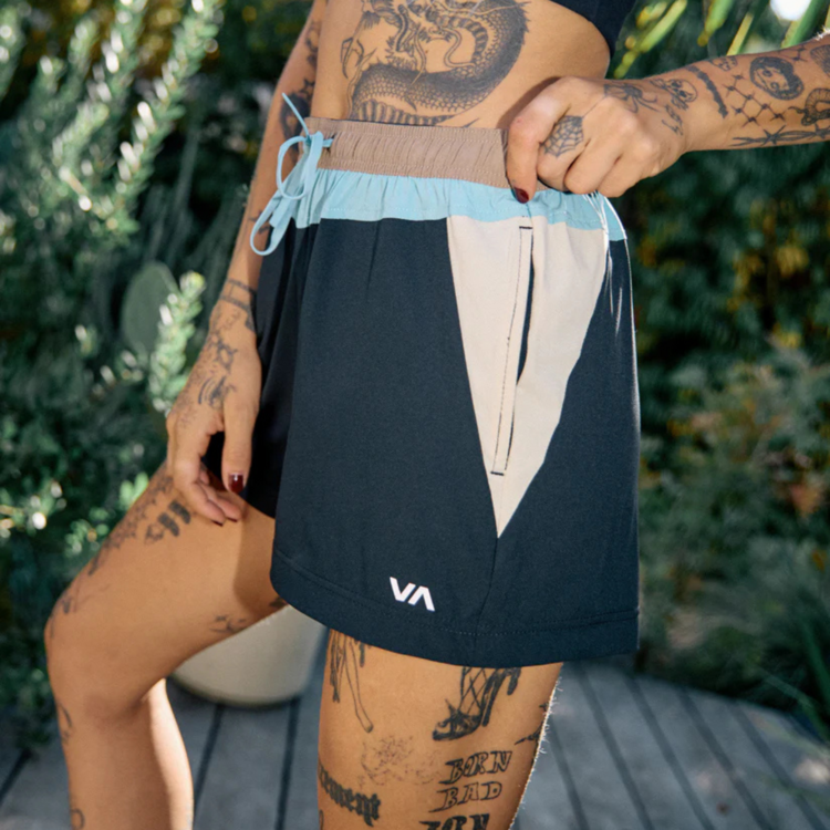 RVCA STARTER SHORT
