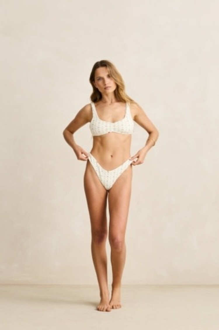 RHYTHM MILA REVERSIBLE CROP TOP CREAM