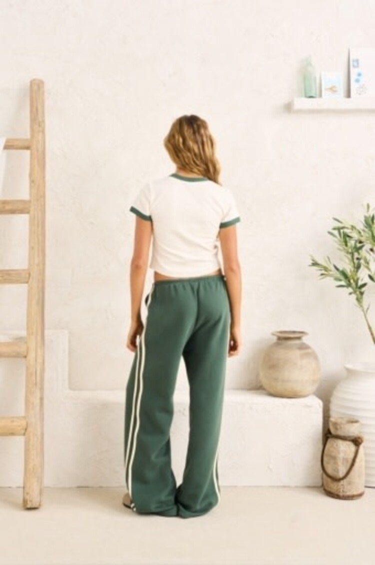 RHYTHM EMBROIDERED FLORAL TEE NATURAL/HUNTER