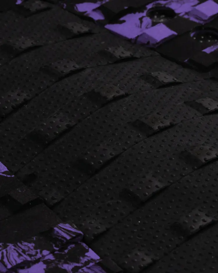 CREATURES OF LEISURE ITALO FERREIRA SIGNATURE PAD