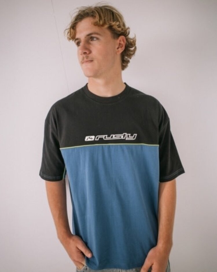 RUSTY USA INFINITY SHORT SLEEVE TEE