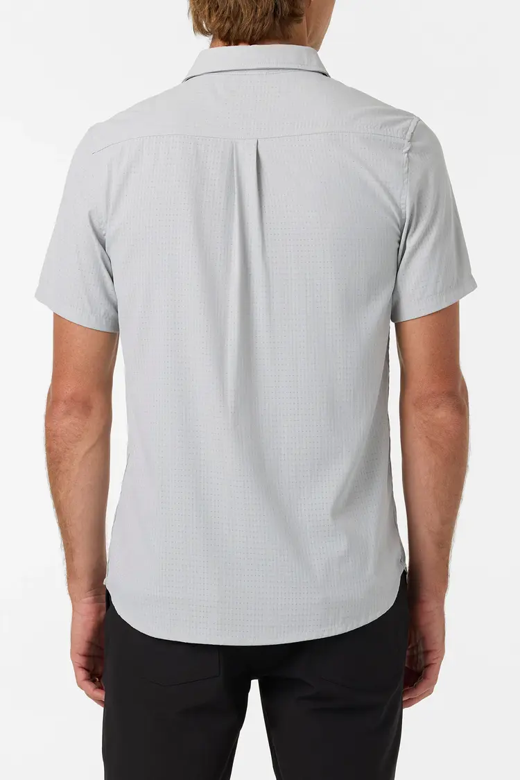 O'NEILL TRVLR PERFORATED STANDARD FIT SHIRT