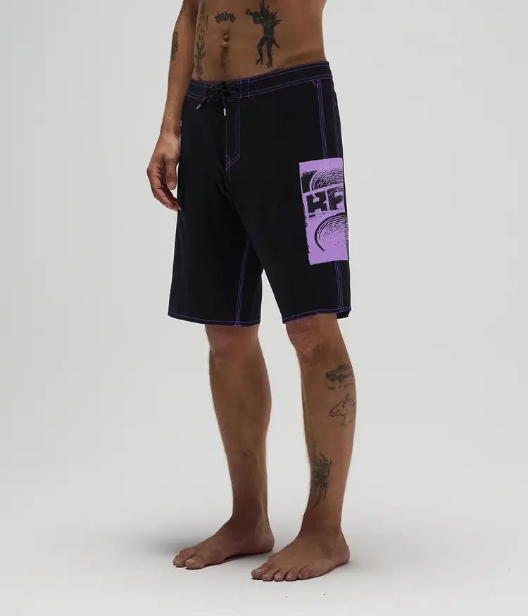 FORMER CORPCORE 21" TRUNK//BLACK