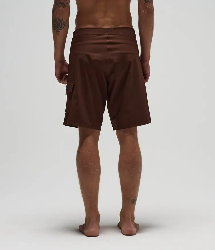 FORMER REYNOLDS 19" TRUNK//BROWN