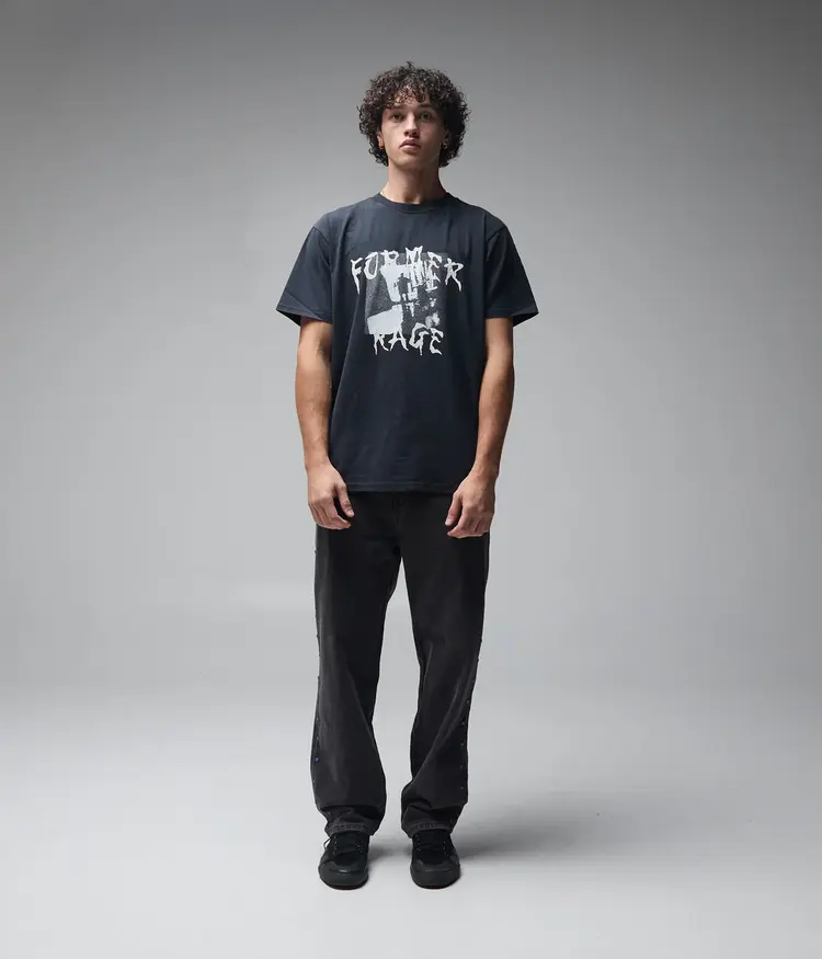 FORMER SHADOW T-SHIRT // MERCH BLACK