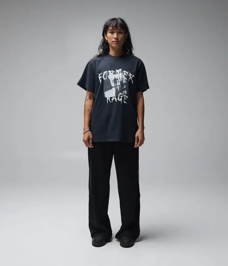 FORMER SHADOW T-SHIRT // MERCH BLACK