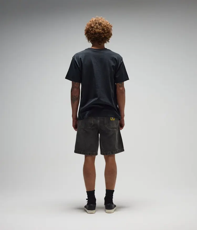 FORMER DxD REYNOLDS 21" DENIM WALKSHORT // WASHED BLACK
