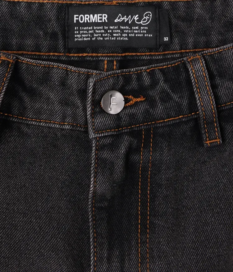 FORMER DxD REYNOLDS 21" DENIM WALKSHORT // WASHED BLACK